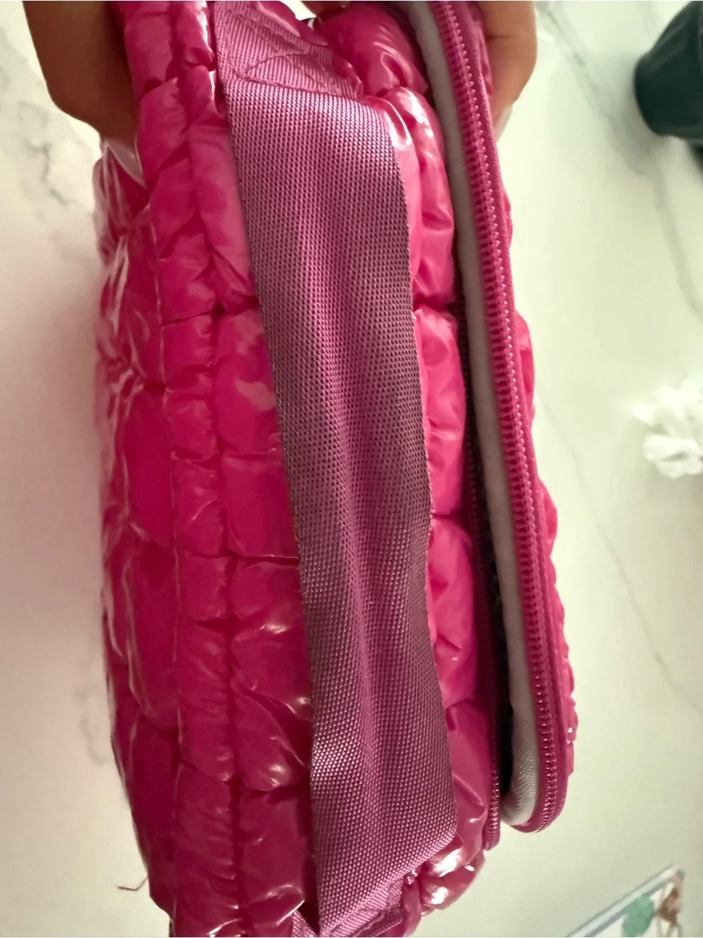 Iscream Girls' Shiny Puffer Lunchbox
